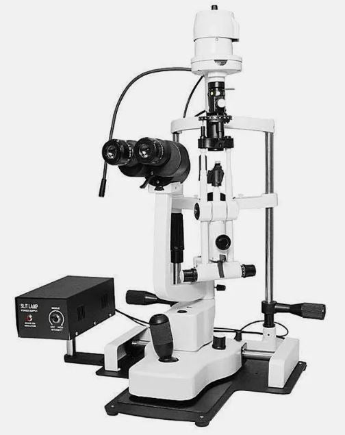 Ergonomic tilt-able slit lamp